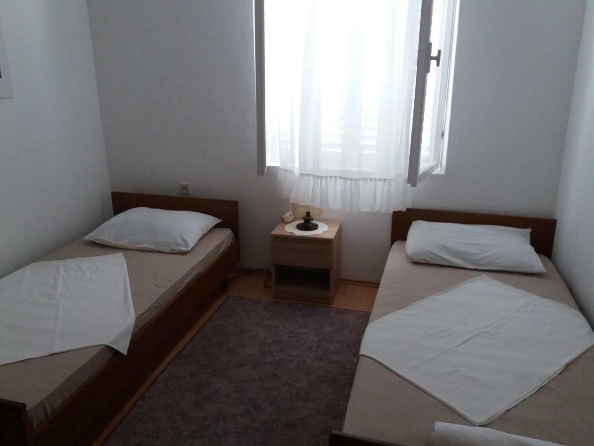 Apartman Nona Povljana Exteriér fotografie