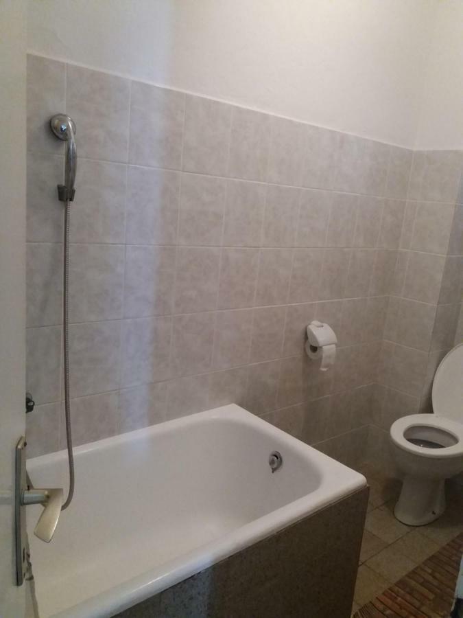 Apartman Nona Povljana Exteriér fotografie